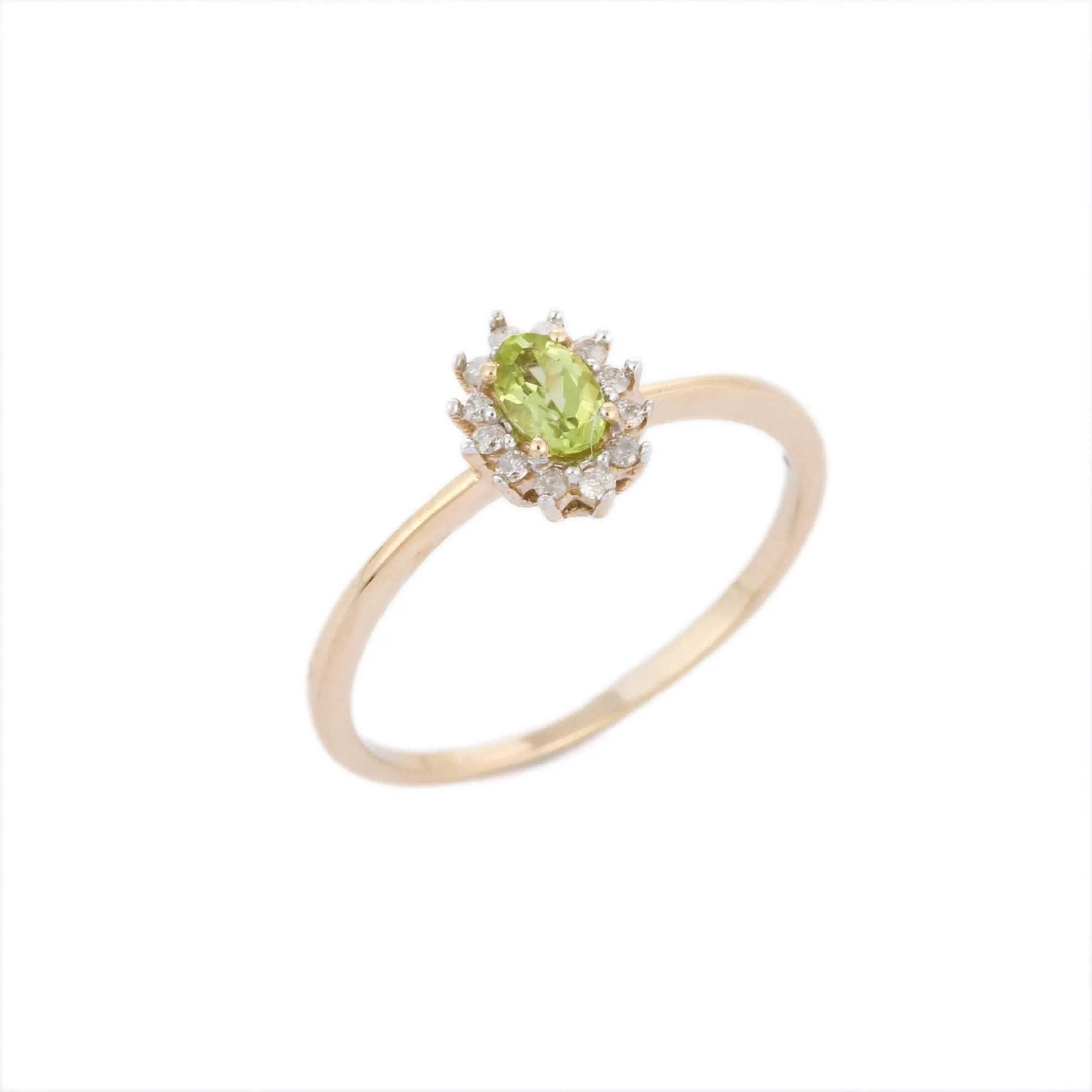 14K Gold Oval Peridot & Diamond Ring