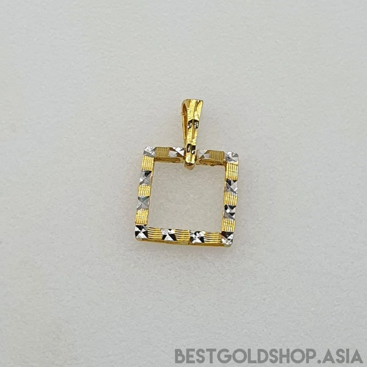 22k / 916 Gold Designer Pendant V2