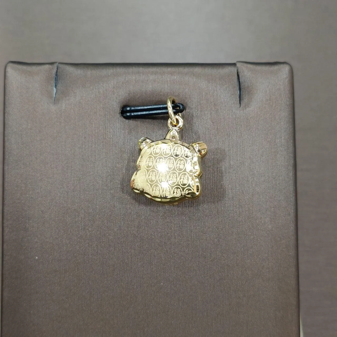 22k / 916 Gold Lion Dance Pendant (Big)