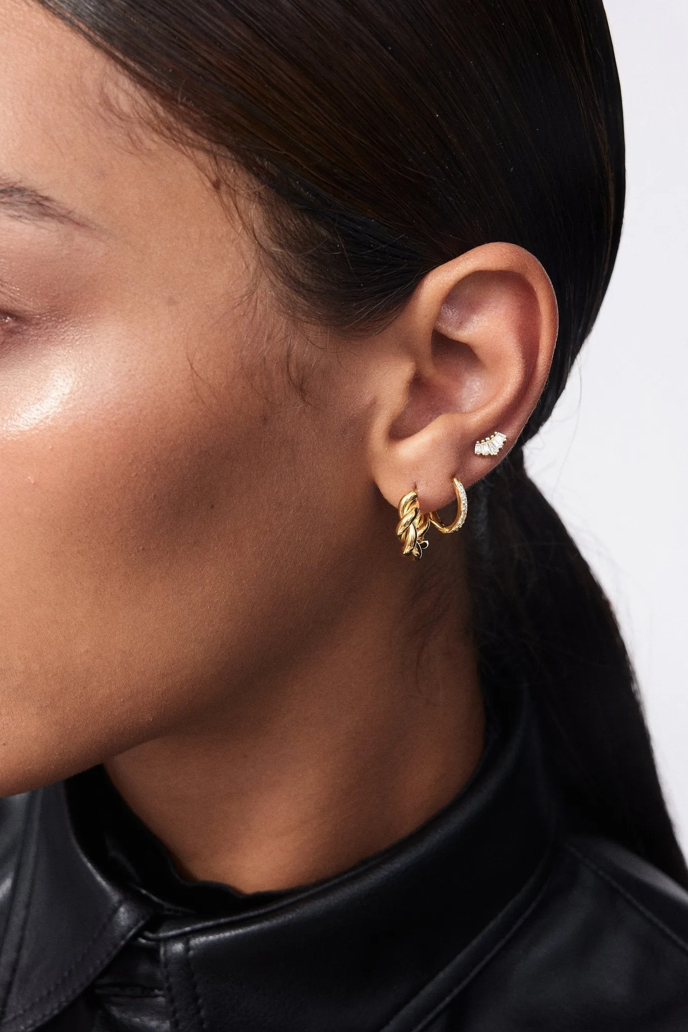 Adeline Hoops in Gold