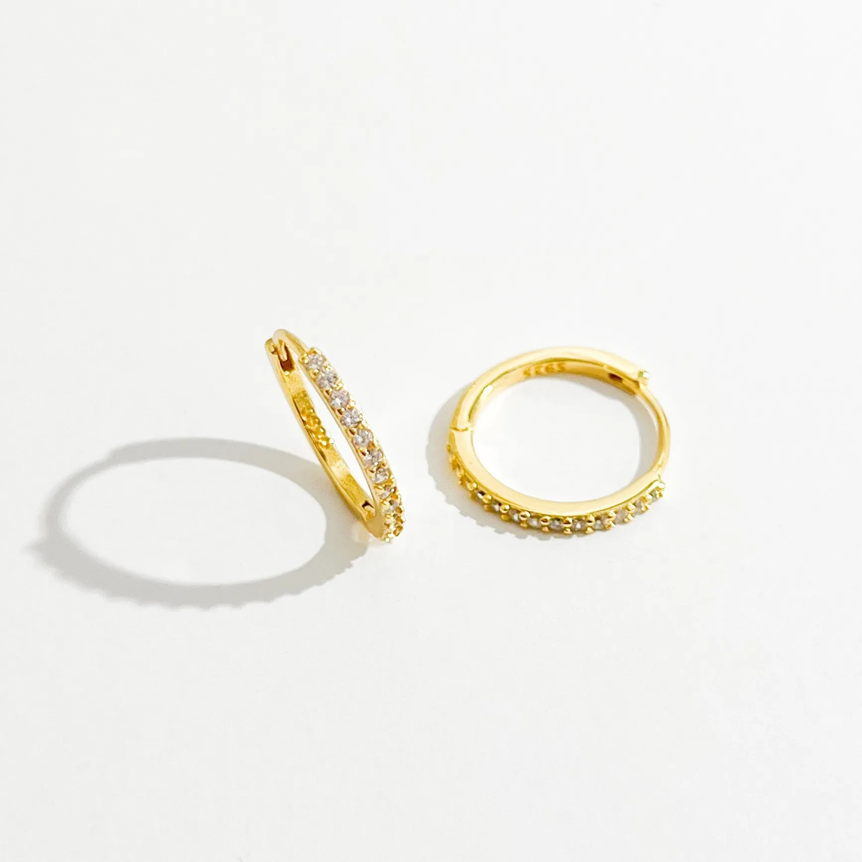 Adeline Hoops in Gold