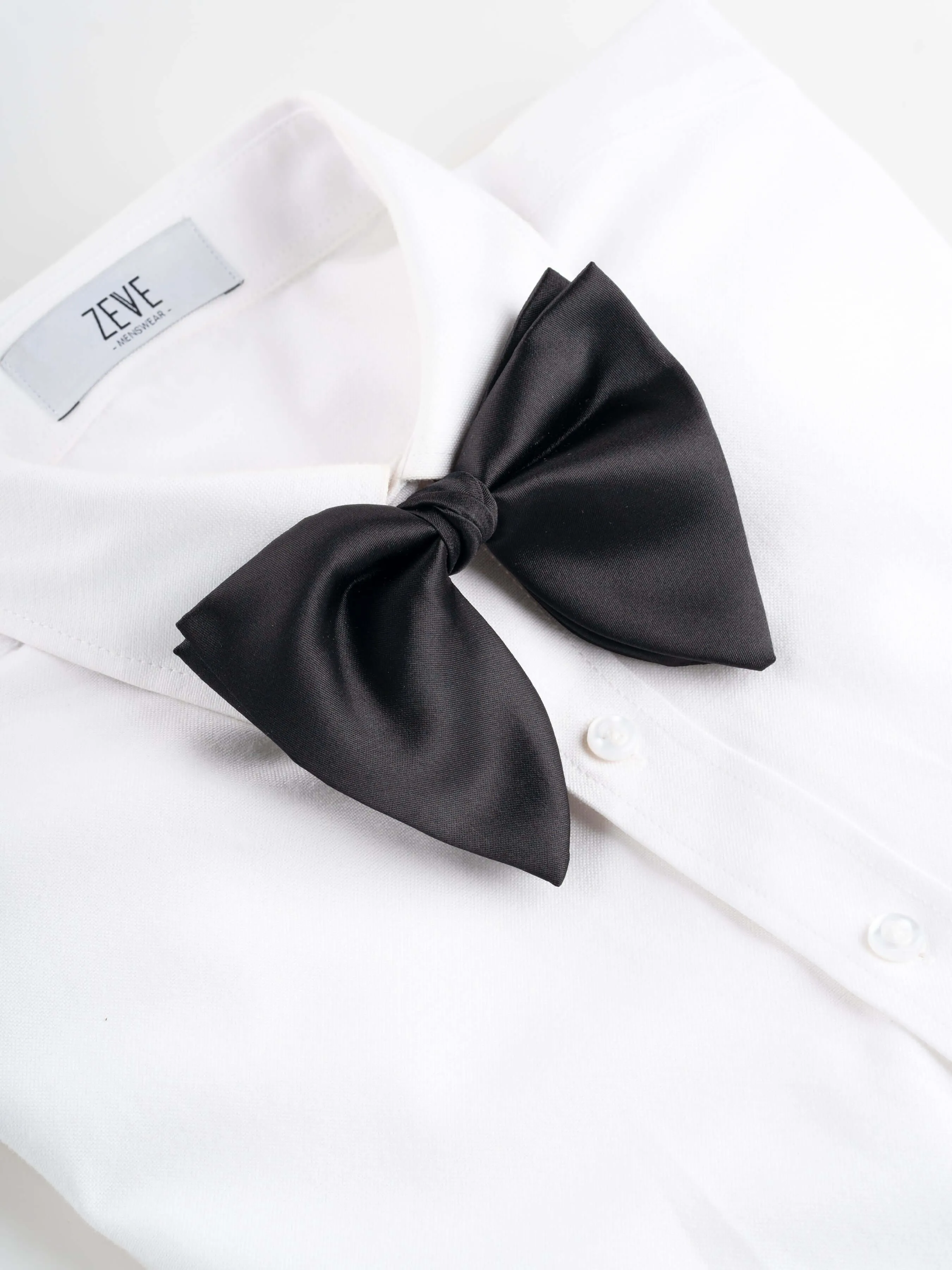 Butterfly Bow Tie - Black Plain