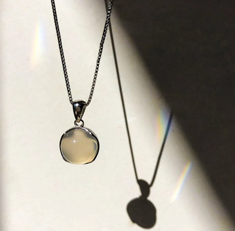 Choker Clavicle Moonstone Pendant Necklace