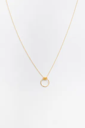 Cove Lakeside Circle Necklace