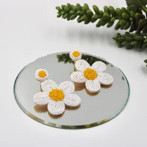 Darling Daisy Earrings White