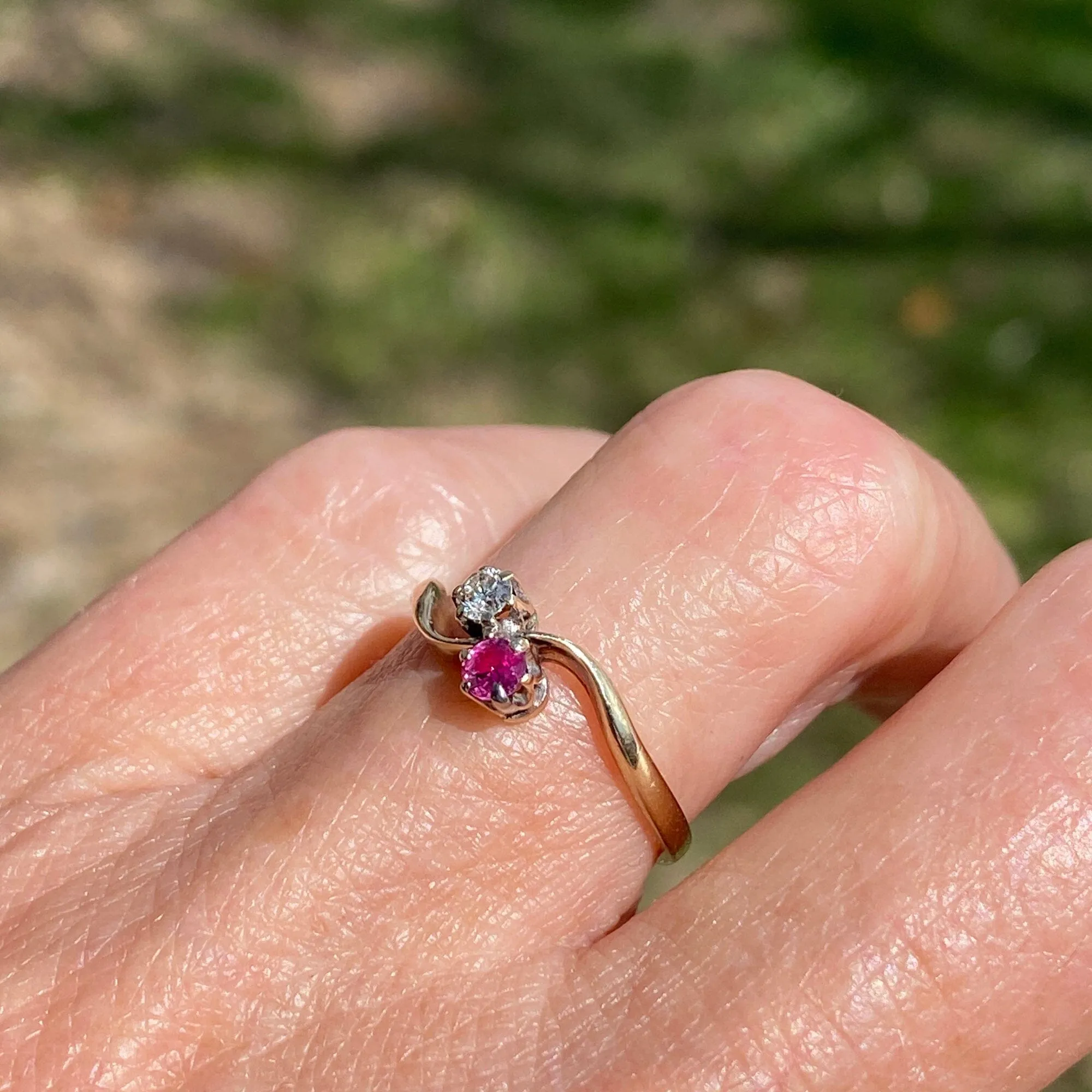 Edwardian Style Gold Toi et Moi Diamond Ruby Ring