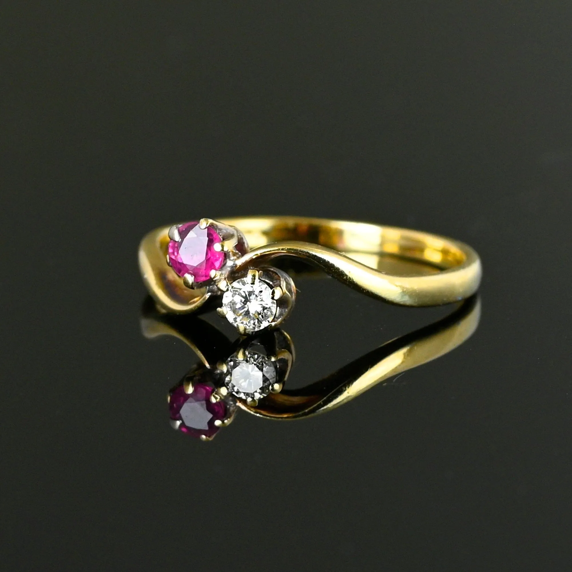 Edwardian Style Gold Toi et Moi Diamond Ruby Ring