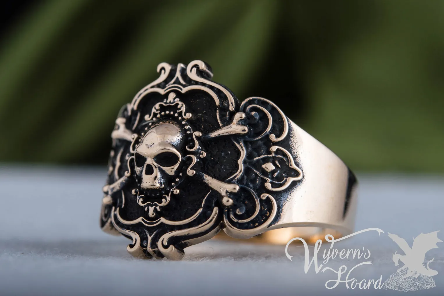 Jolly Roger Pirate Symbol Ring