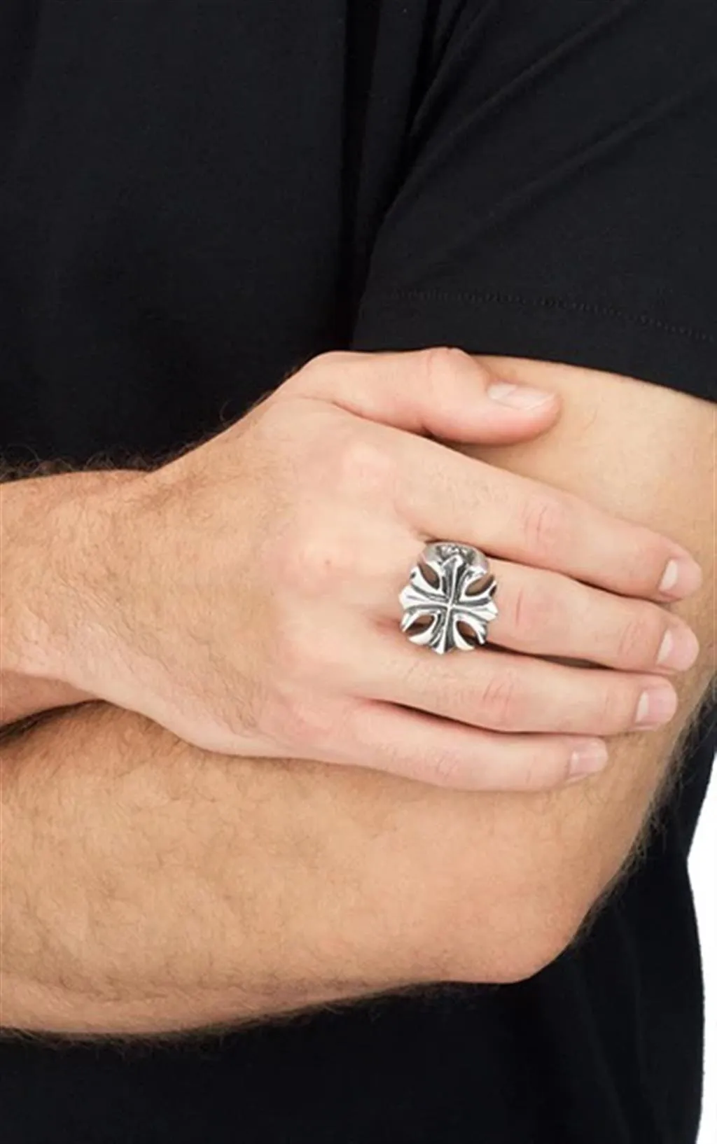 King Baby Gothic Cross Ring