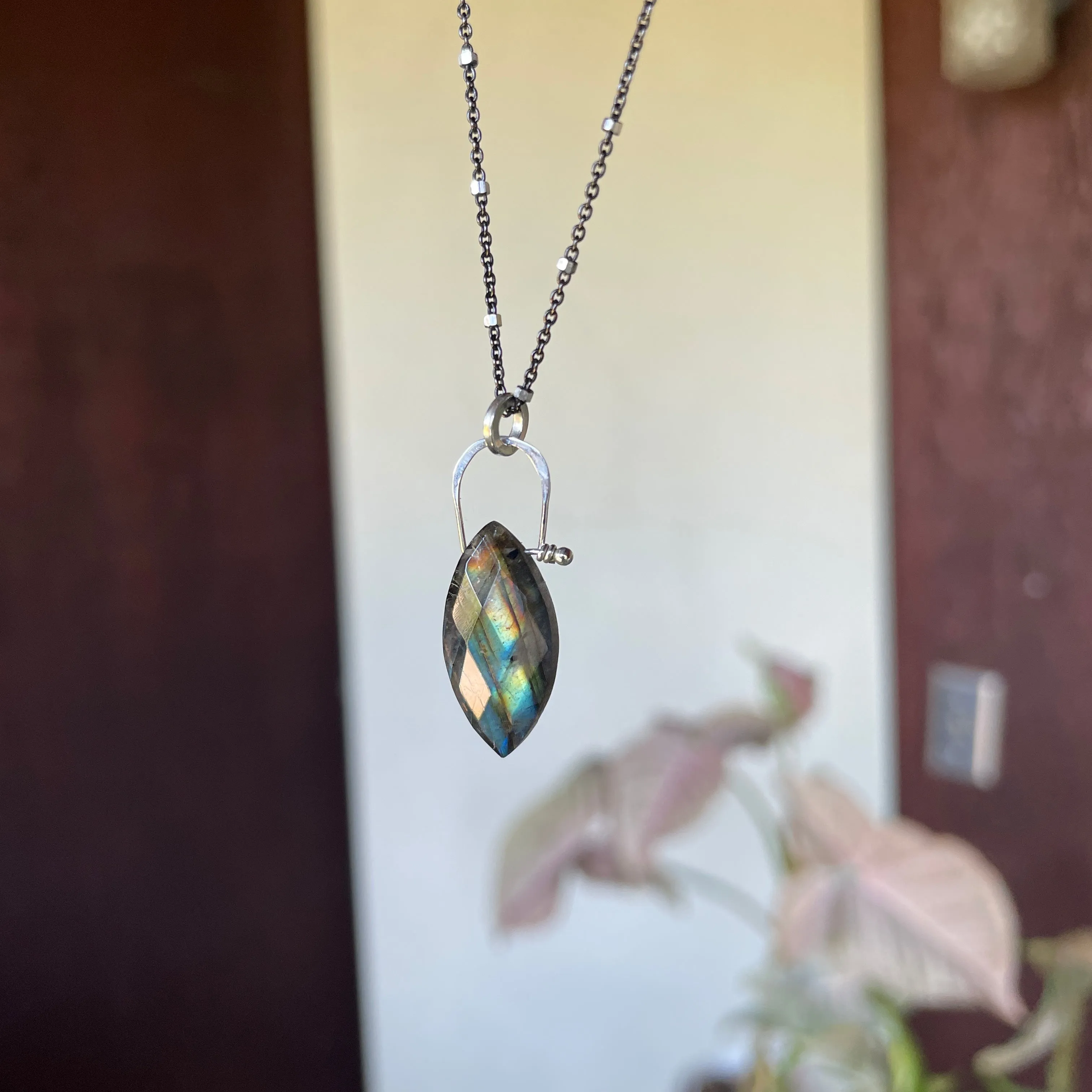 Oxi stirrup marquis labradorite Necklace