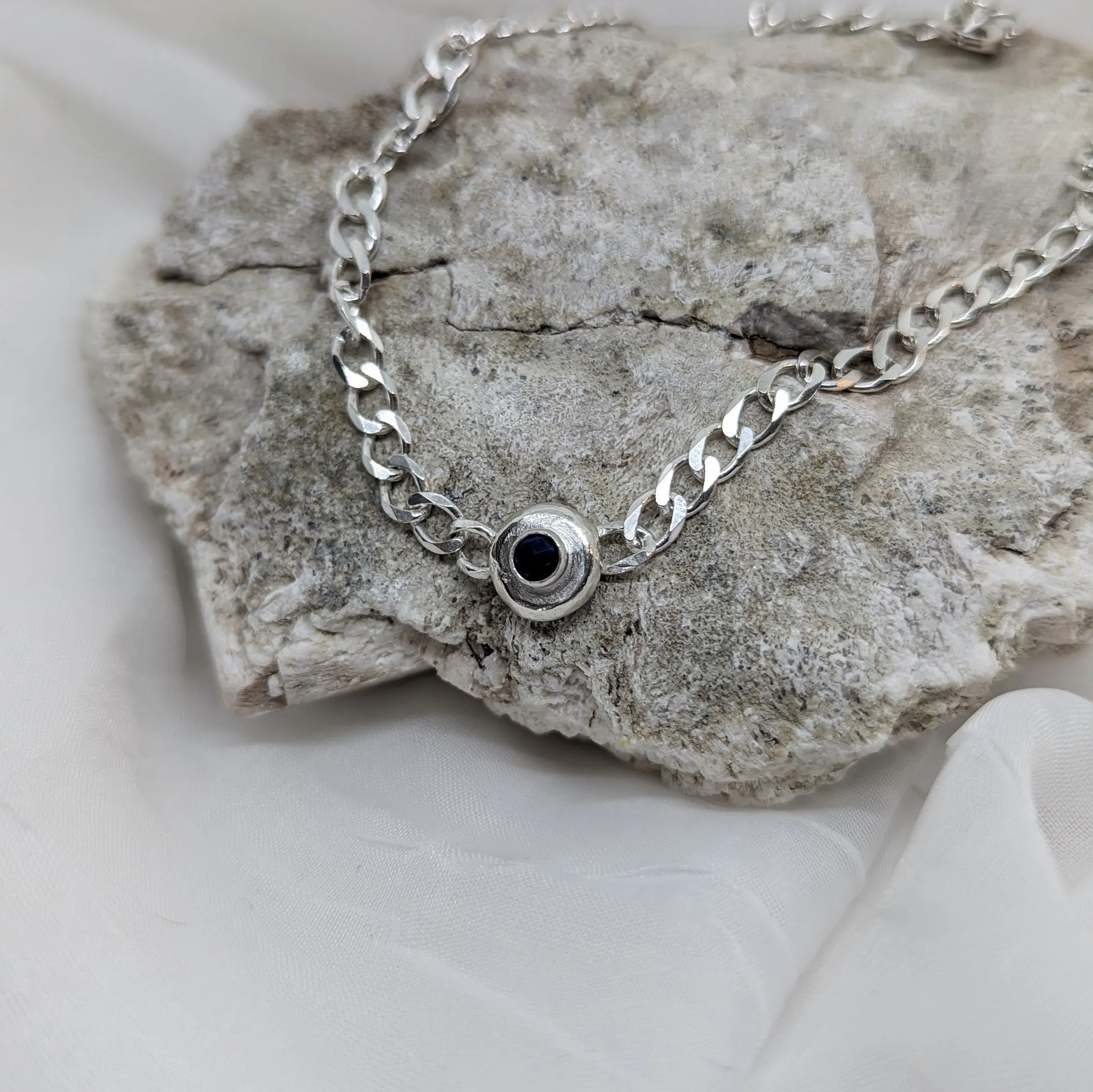 Pebble Eye Choker