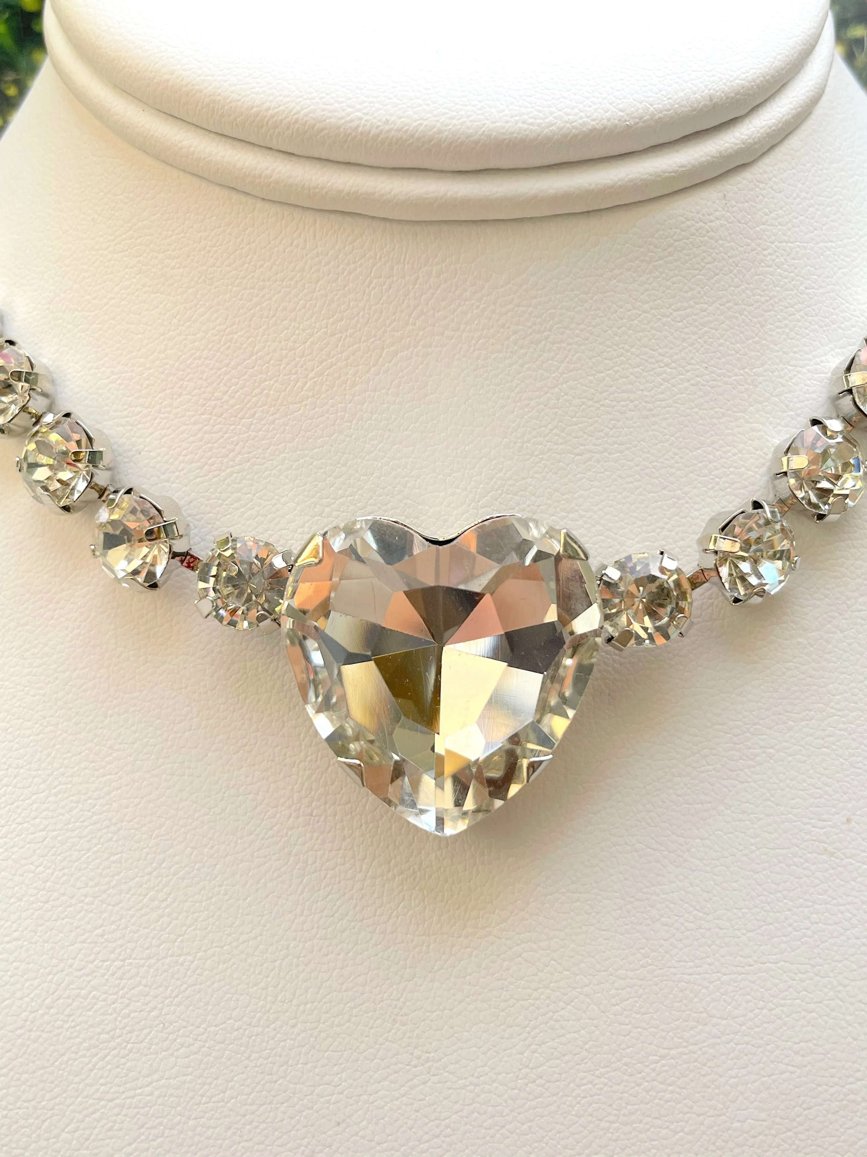 Rhinestones crystals heart statement necklace