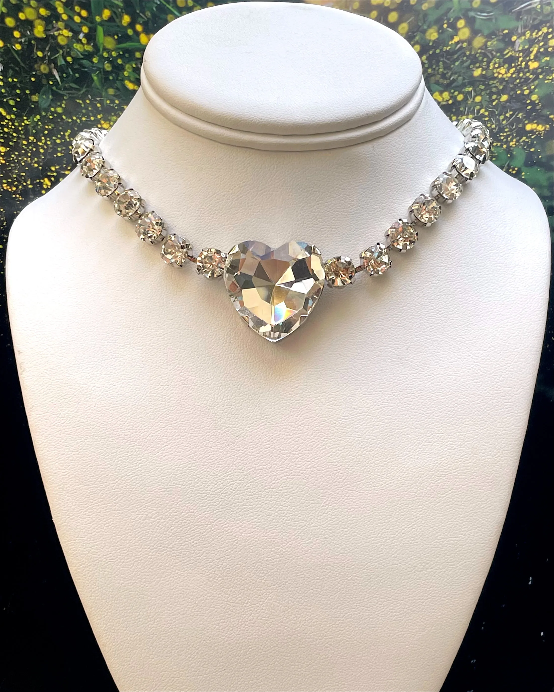 Rhinestones crystals heart statement necklace