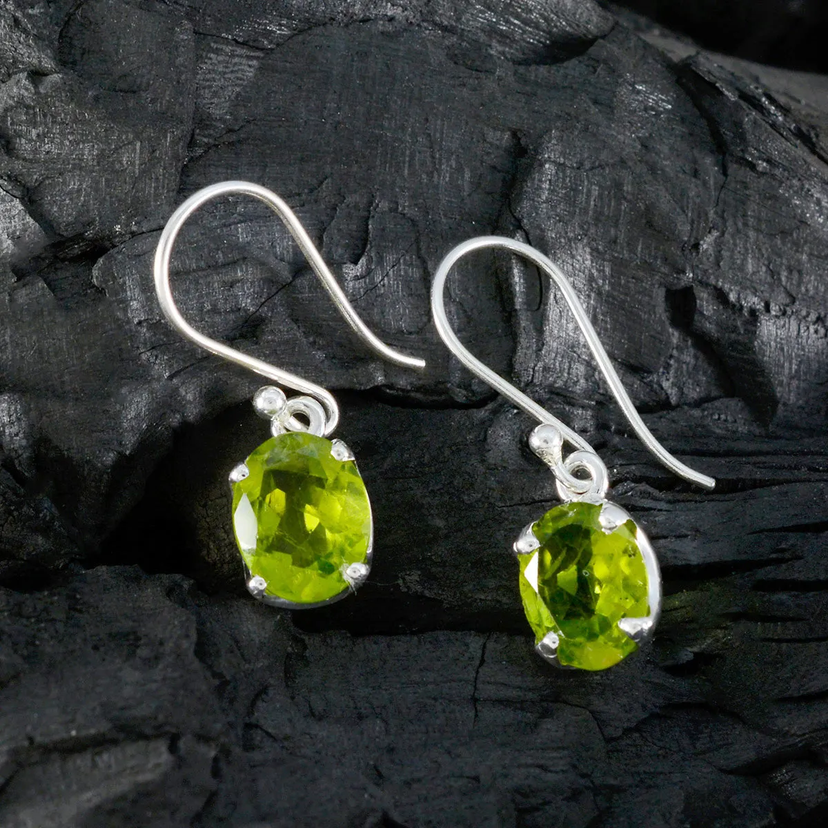 Riyo Fanciable 925 Sterling Silver Earring For Wife Peridot Earring Bezel Setting Green Earring Dangle Earring