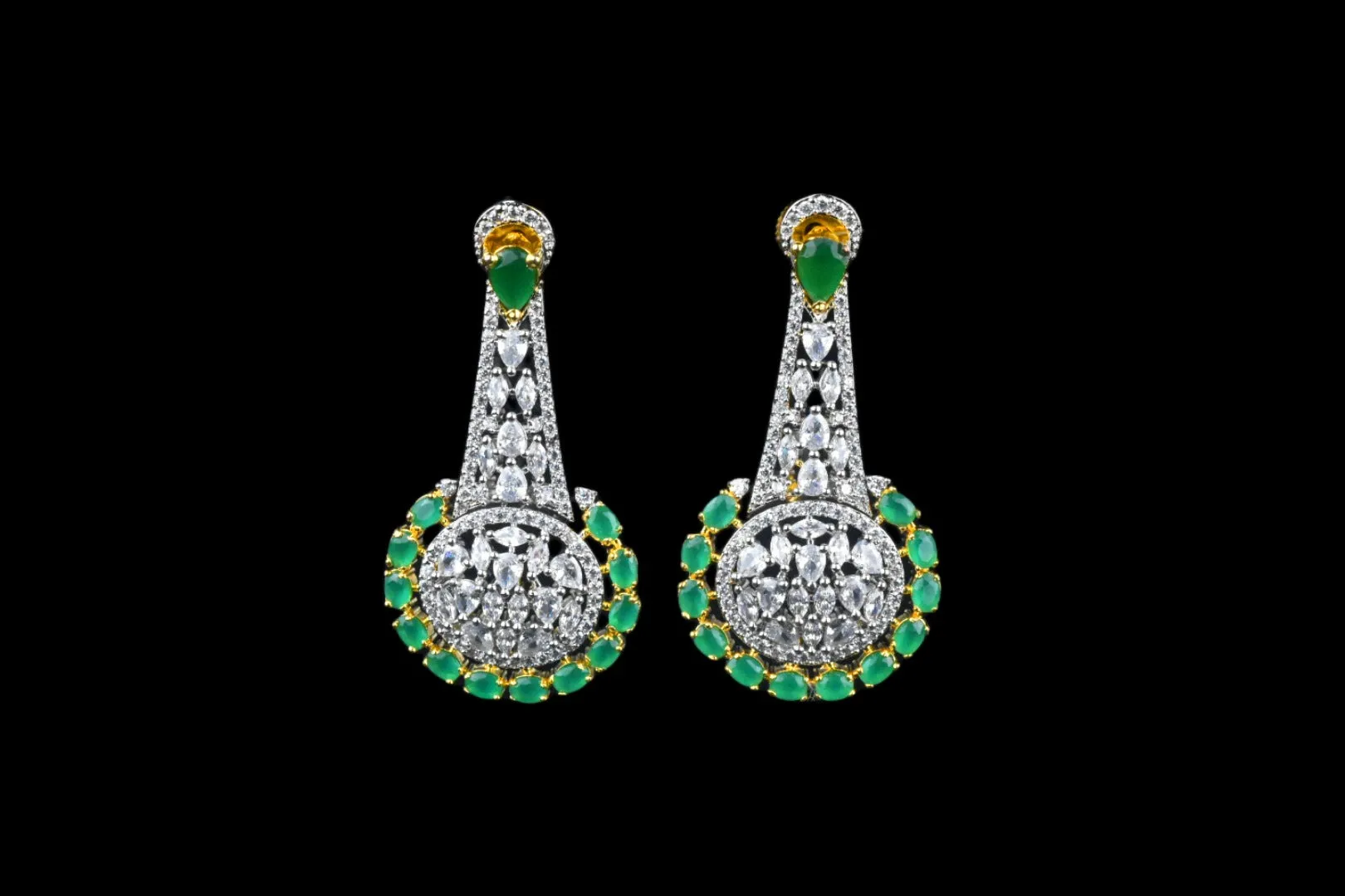 Vivaan Chandelier earrings